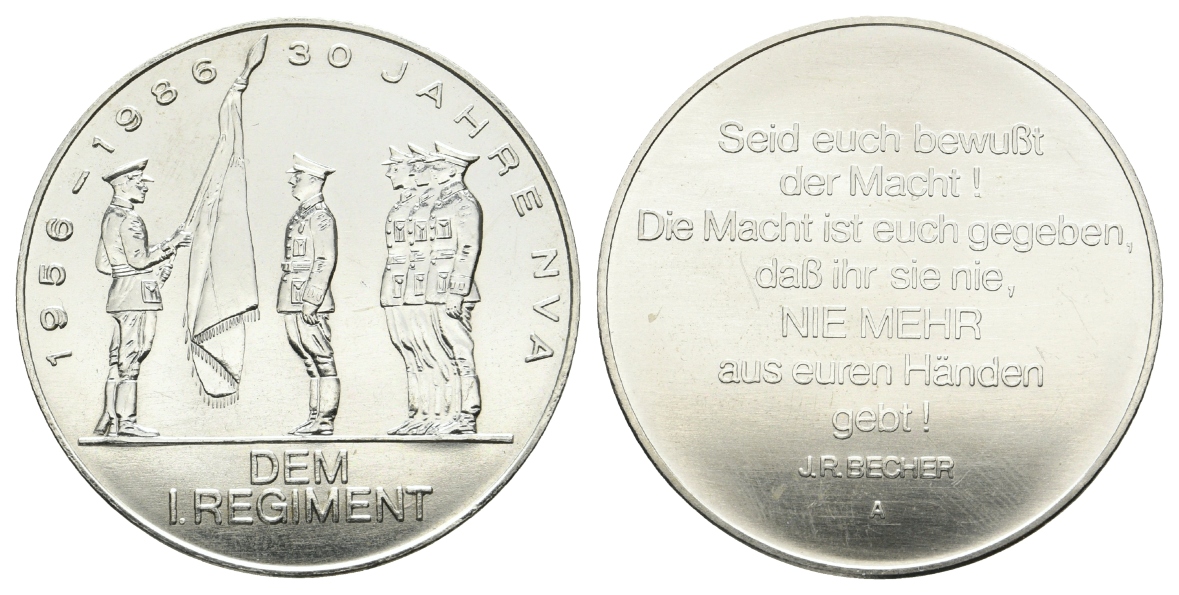  Medaille o.J., DDR, Berlin, 30 Jahre NVA - Dem 1. Regiment; Cu/Ni, 33,2 g, Ø 40 mm   