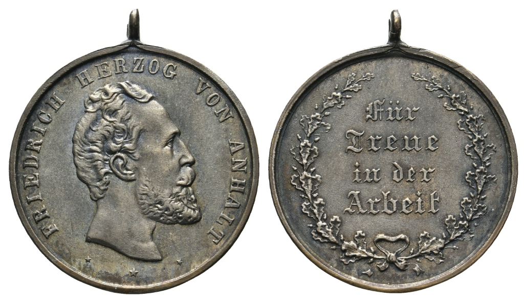  Anhalt; tragbare Medaille o.J.; Messing versilbert; 10,69 g, Ø 32 mm   