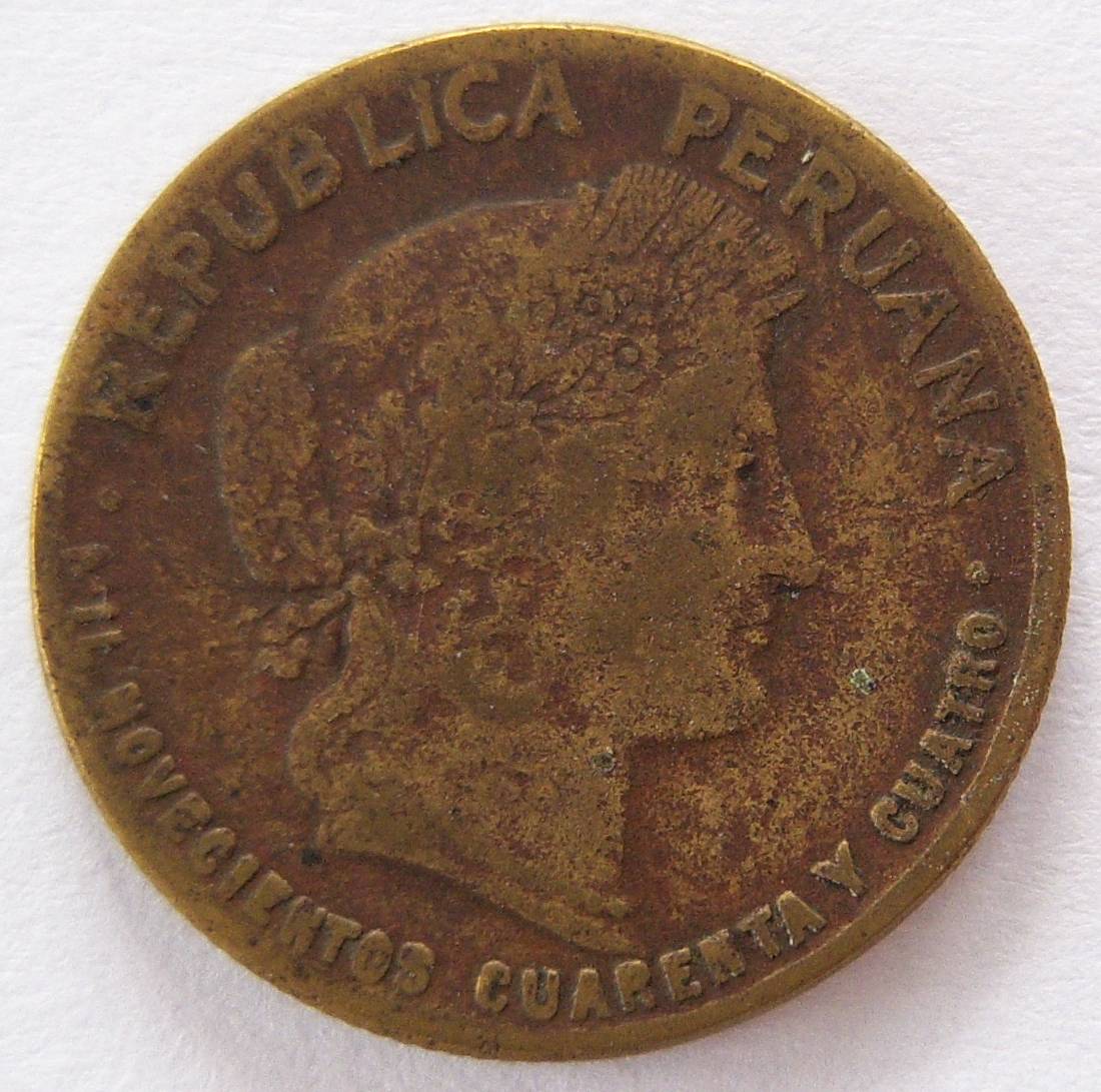  Peru 10 Centavos 1944   