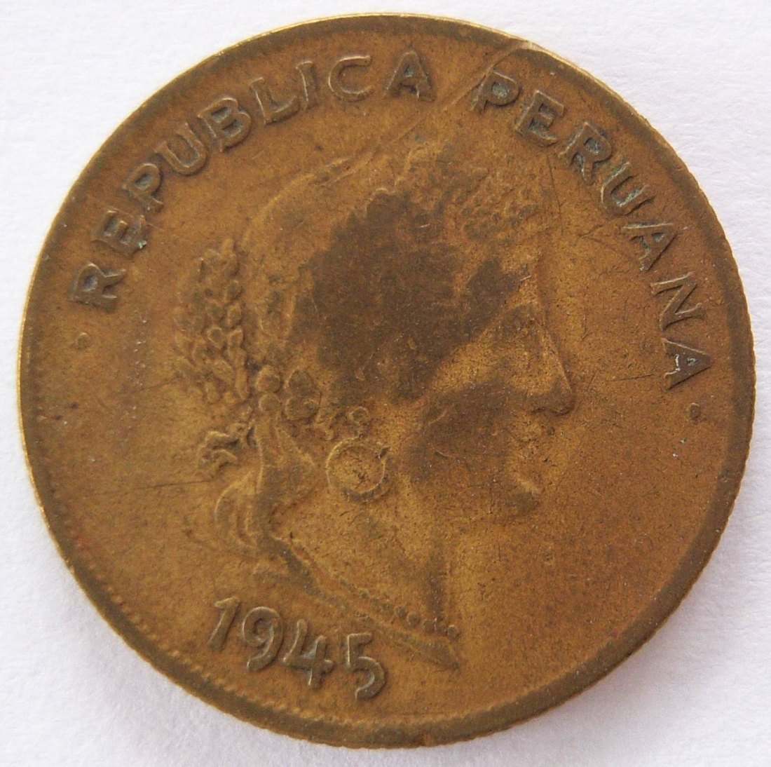  Peru 20 Centavos 1945   