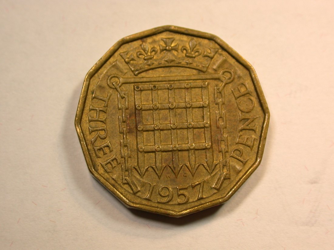 D14 Grossbritannien 3 Pence 1957 in ss-vz/vz Originalbilder