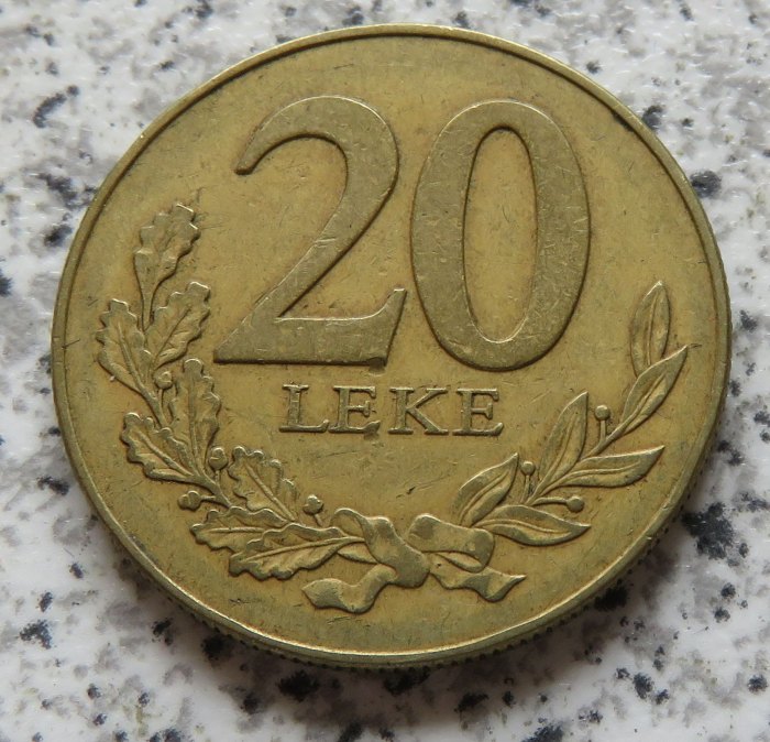  Albanien 10 Leke 1996   