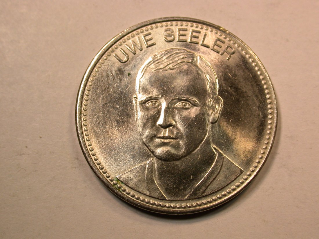  E20  Medaille  Uwe Seeler Mexico 1970 Shell in f.ST  Originalbilder   
