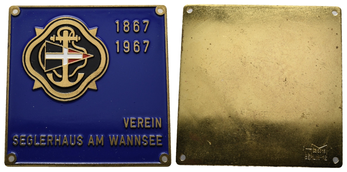  Berlin-Wannsee; Plakette 1967; Messing emailliert, 67,65 g, 70,4 x 70,4 mm   