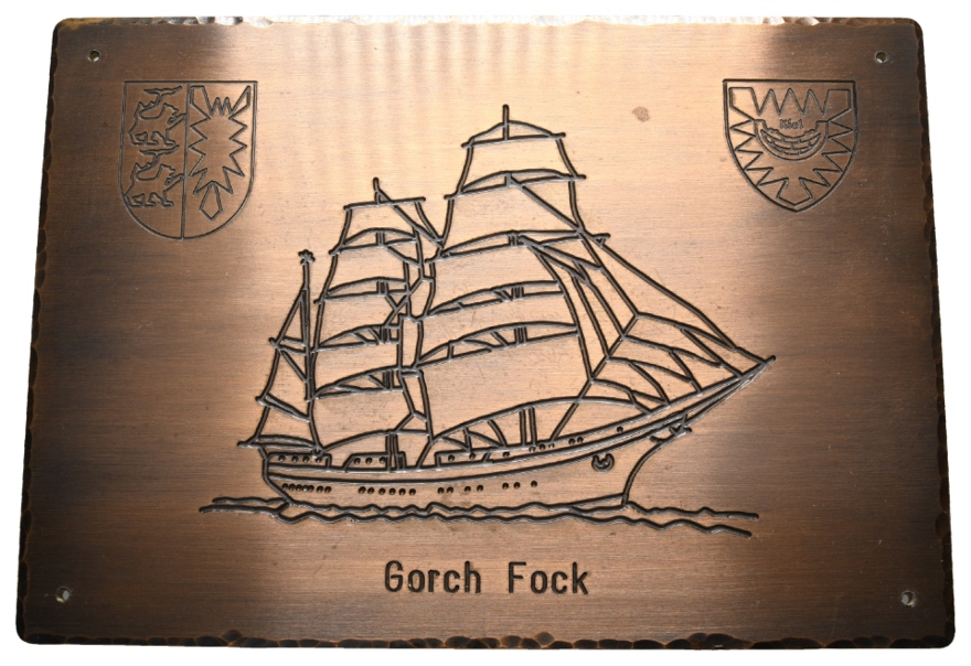  Kiel; Plakette o.J.; Gorch Fock; Kupfer lackiert, 200,0 g, 141,0 x 100,0 mm   
