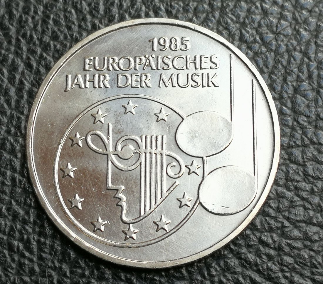  5 Mark 1985 Europäisches Jahr der Musik  Jaeger 437 prägefrisch XXL Bilder   