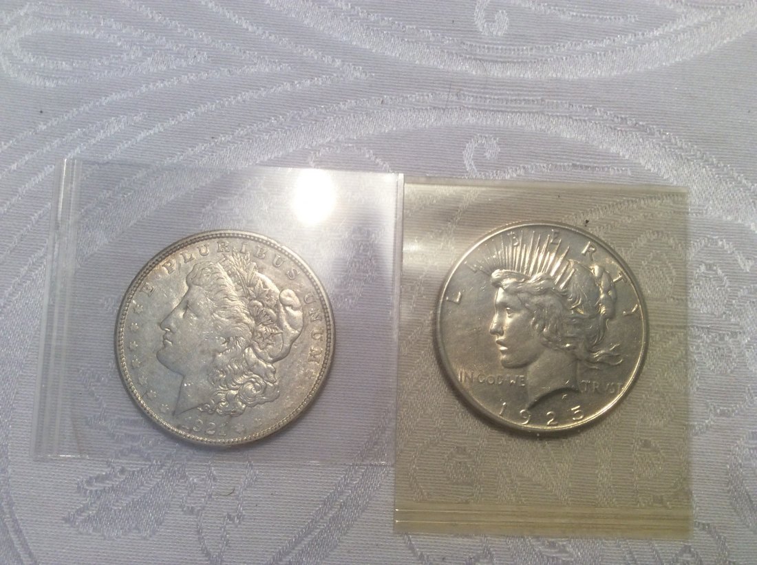 USA Silberlot je 1 Dollar 1921 und 1925 in 900er Silber gut erhalten