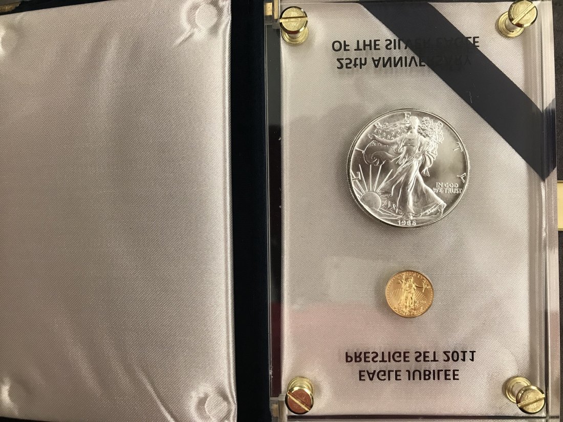 PEUS USA 31,1 g Feinsilber + 3,11 g Feingold incl. Originalverpackung + Zertifikat Eagle Jubilee Prestige Set (2 Münzen) 2011 Uncirculated (Acrylrahmen)