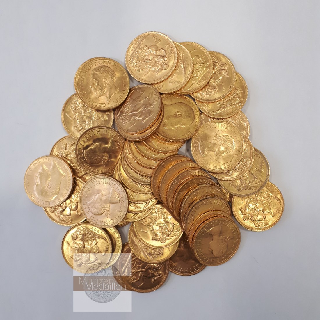 Grossbritannien MM-Frankfurt Feingewicht: 366,25g Gold 50 x Sovereign verschiedene vorzüglich/sehr schön