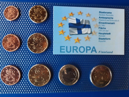  Finnland - KMS 1 ct - 2 Euro 2008 acht Münzen unzirkuiert in Noppenfolie   