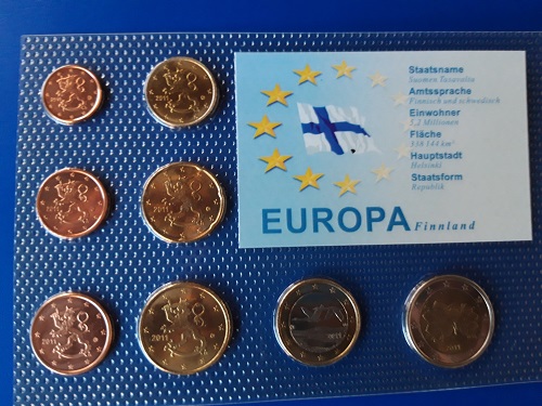  Finnland - KMS 1 ct - 2 Euro 2011 acht Münzen unzirkuiert in Noppenfolie   