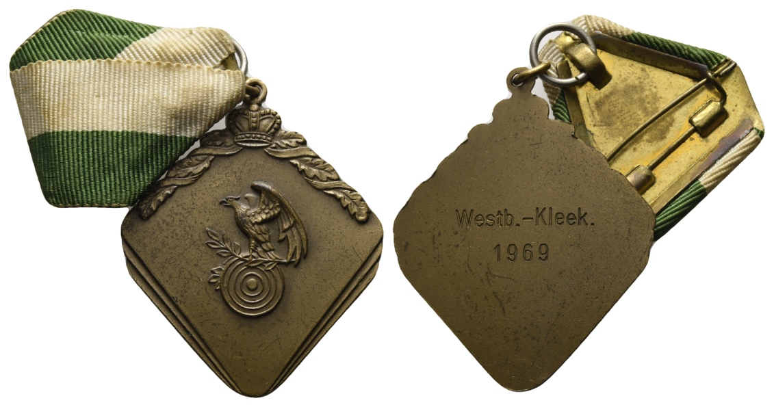  Westbarthausen-Kleekamp; tragbare Schützenmedaille 1969 am Band, Bronze, 25,39 g, 47 x 43 mm   