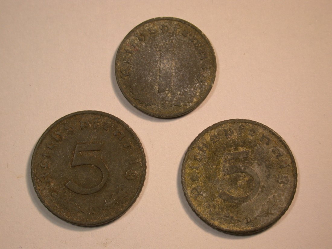  F10  3.Reich  5 Pfennig 1940 A,D und 1 Pfennig 1942 A in s-ss  Originalbilder   