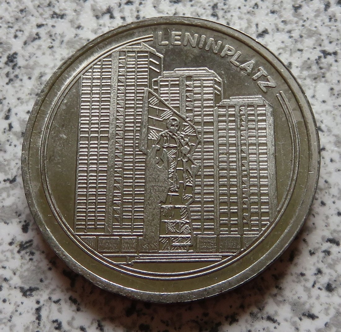  VEB Wohnungsbaukombinat Fritz Heckert Berlin 1949 -1989 / Leninplatz, B152   