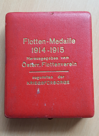  Medaillen Etui 1915; Original   