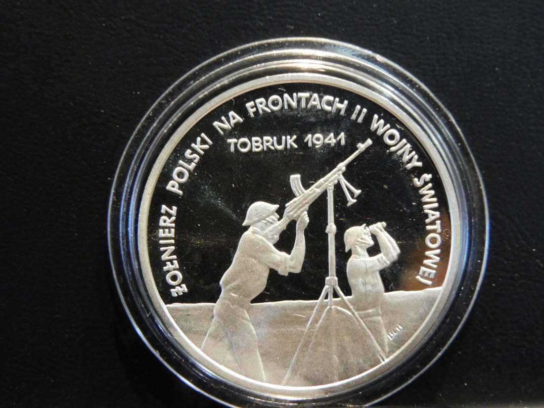 POLAND 100000 ZLOTY 1991-POLISH TOOPS AT BATTLE OF TOBRUK.GRADE-PLEASE SEE PHOTOS.