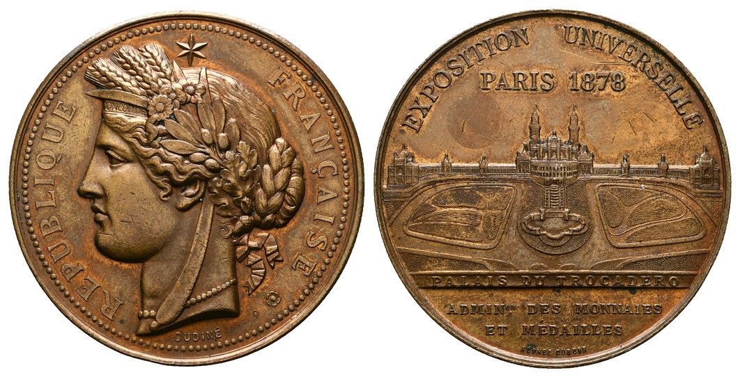  Linnartz PARIS, Bronzemed. 1878, Weltausstellung, Palais Trocadero, 50mm, 60,8gr., l. Kratzer, vz   