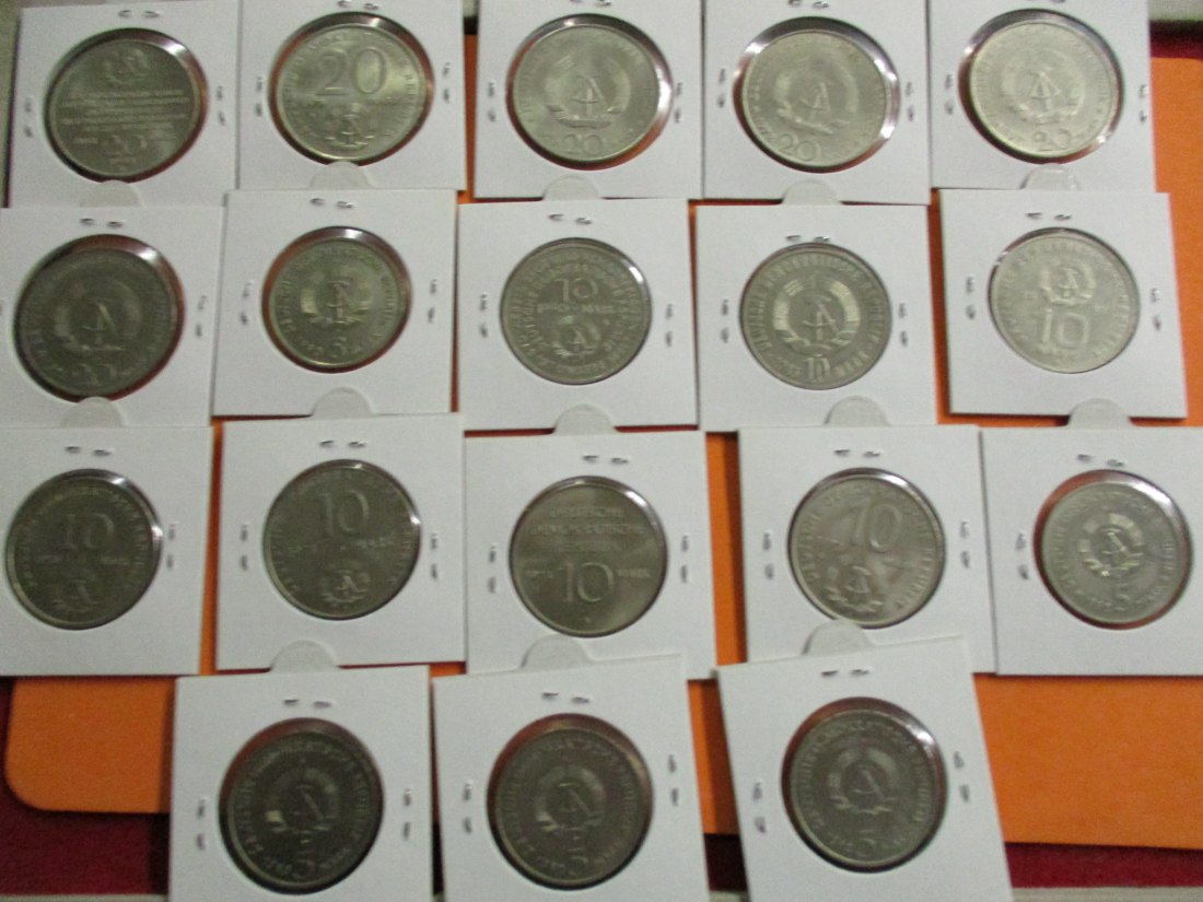  Lot - Konvolut Sammlung DDR Münzen von 5 bis 20 Mark 18 Stück / T6   
