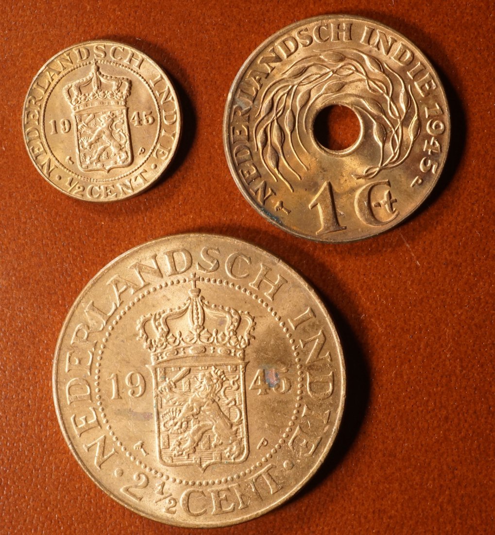 Niederländisch Indien, Konvolut, 1/2, 1 & 2 1/2 Cent, prägefrisch!