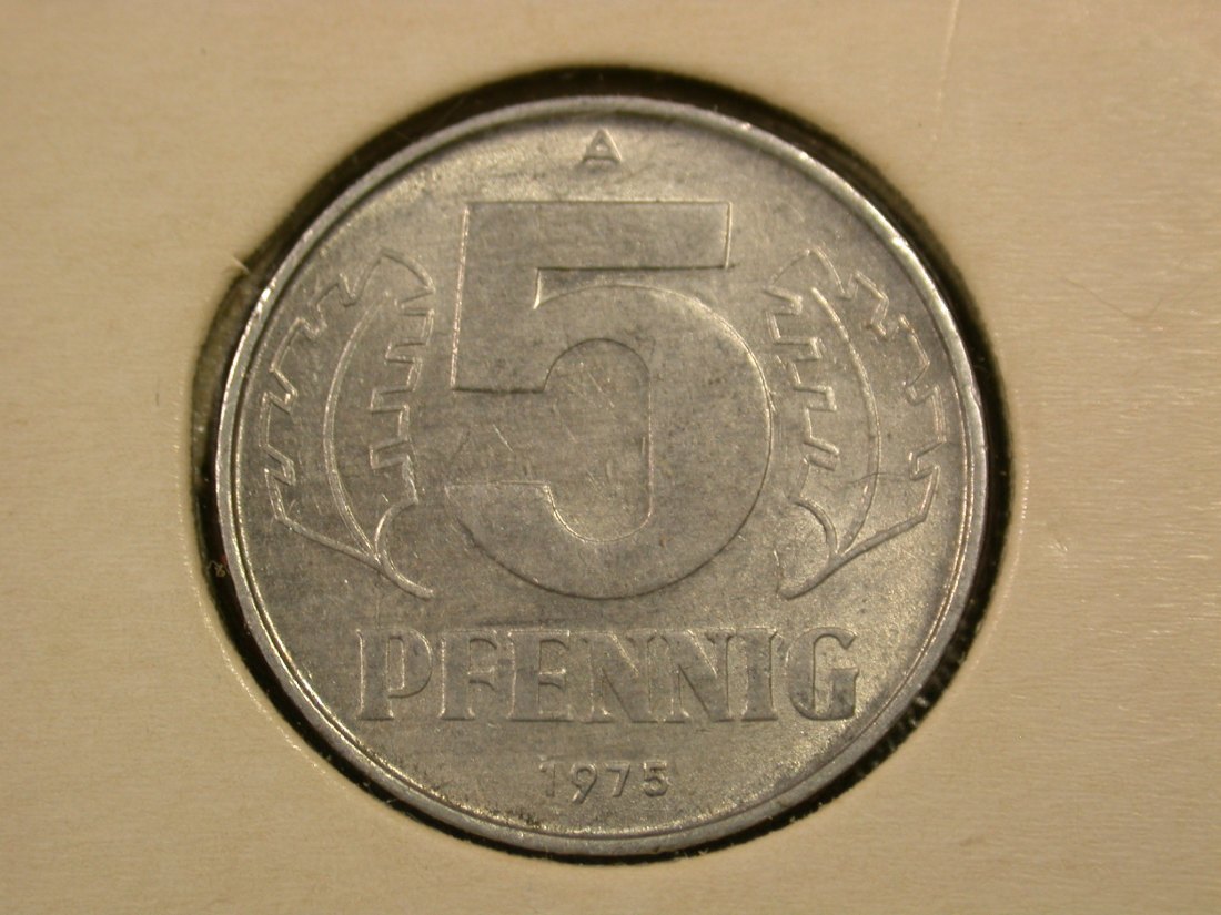  F04  DDR  5 Pfennig 1975 in vz/vz+ Originalbilder   