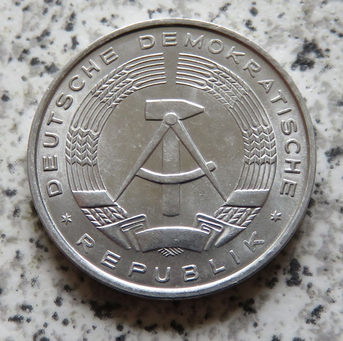  DDR 10 Pfennig 1965 A, Erhaltung   