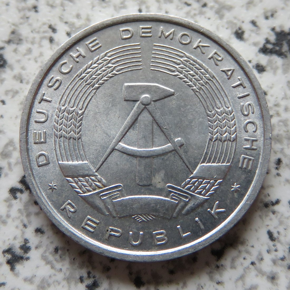  DDR 10 Pfennig 1967 A, besser   