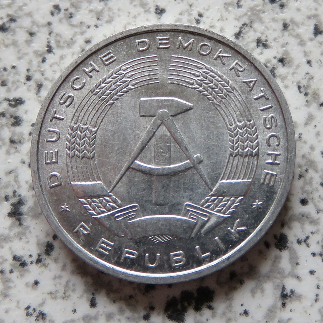  DDR 10 Pfennig 1970 A, deutlich besser   