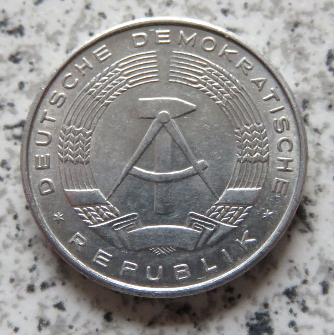  DDR 10 Pfennig 1972 A, besser   