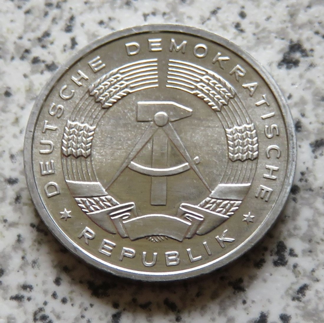  DDR 10 Pfennig 1987 A, Erhaltung   