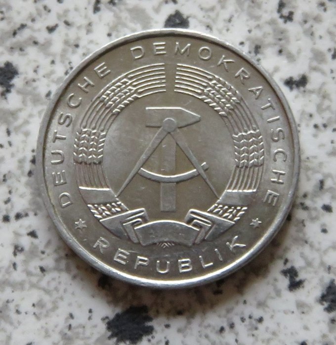 DDR 10 Pfennig 1988 A, besser   
