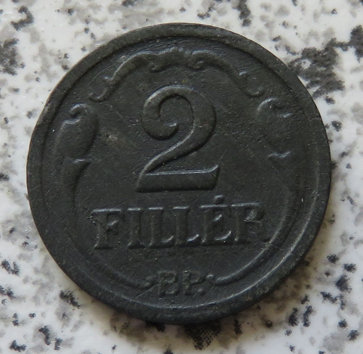  Ungarn 2 Filler 1943, besser   