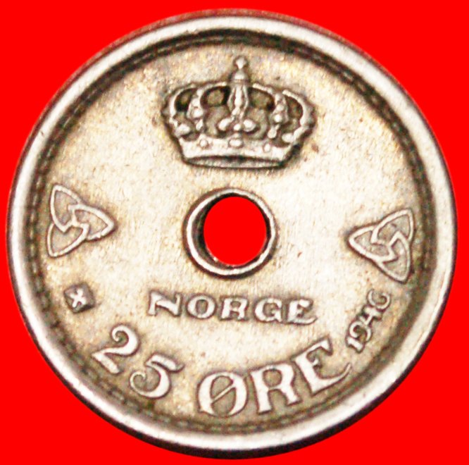  Ⰶ HOLE (1924-1950): NORWAY ★ 25 ORE 1946! HAAKON VII (1905-1957)!  LOW START ★ NO RESERVE!   