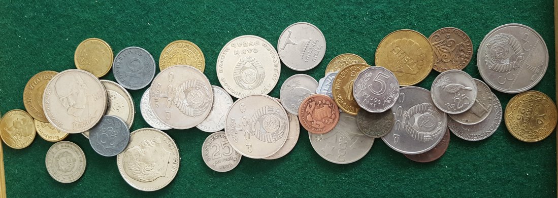  Ausland; div. Kleinmünzen, ca.35 Stück   