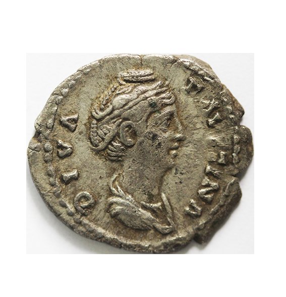  Diva Faustina, AR Denarius , 3,05 g.   