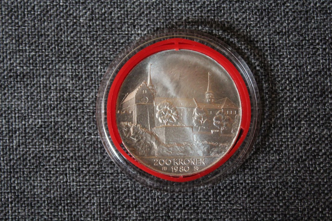 Norwegen. Silber. 200 Kronen 1980 Olav IV. (1955 - 1991) 'Schloss Akershus' stgl.