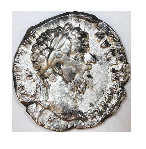 Sepitimius Severus 193-211 AD , AR Denarius , 2,04 g.