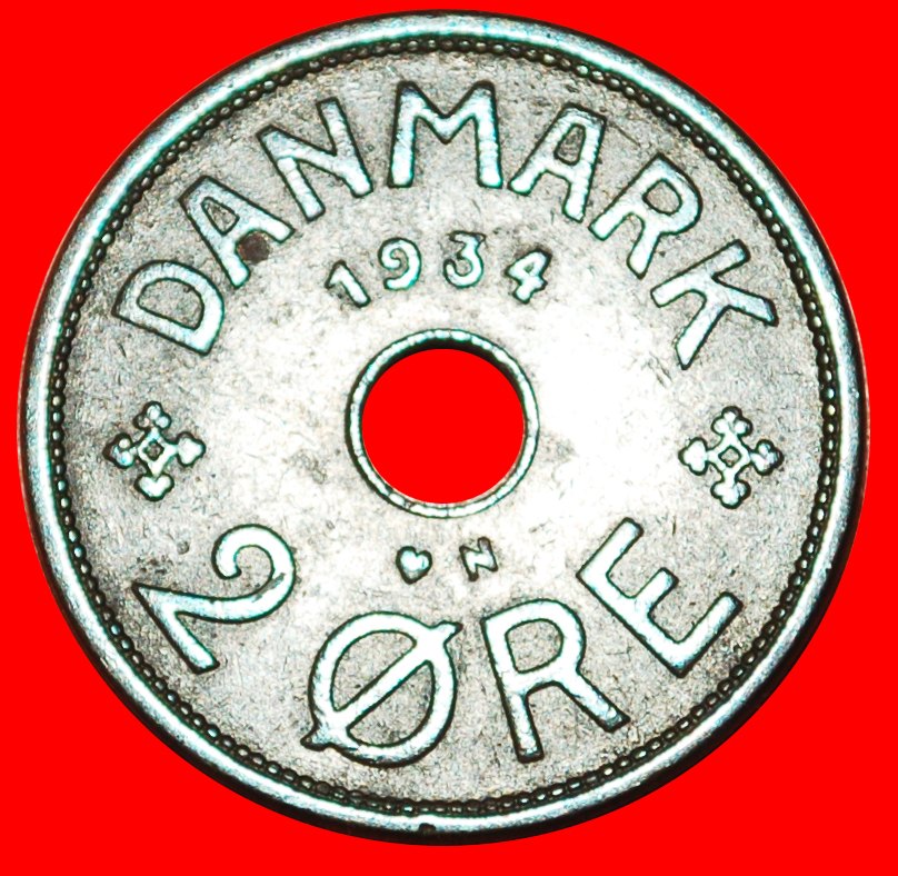  * HOLE (1926-1940): DENMARK ★ 2 ORE 1934! Christian X (1912-1947) LOW START ★ NO RESERVE!   