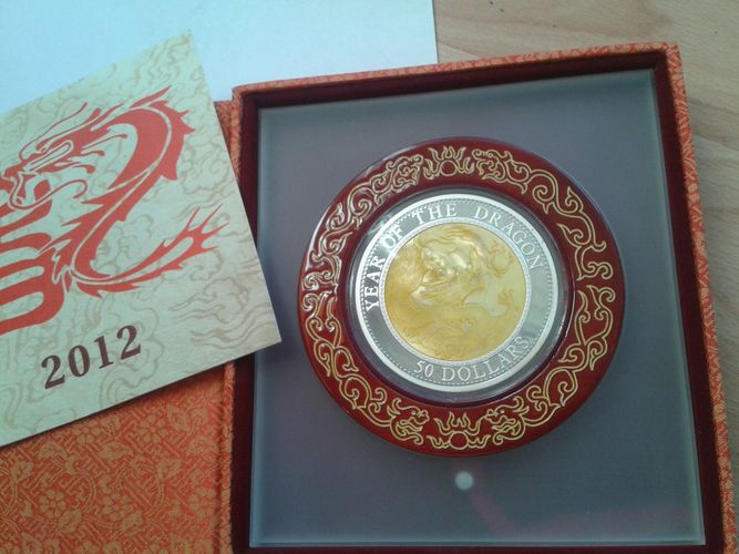 Original 50 Dollars 2012 PP Fiji Lunar Drache Mother of pearl Perlmutt coloriert 5 Unzen Silber