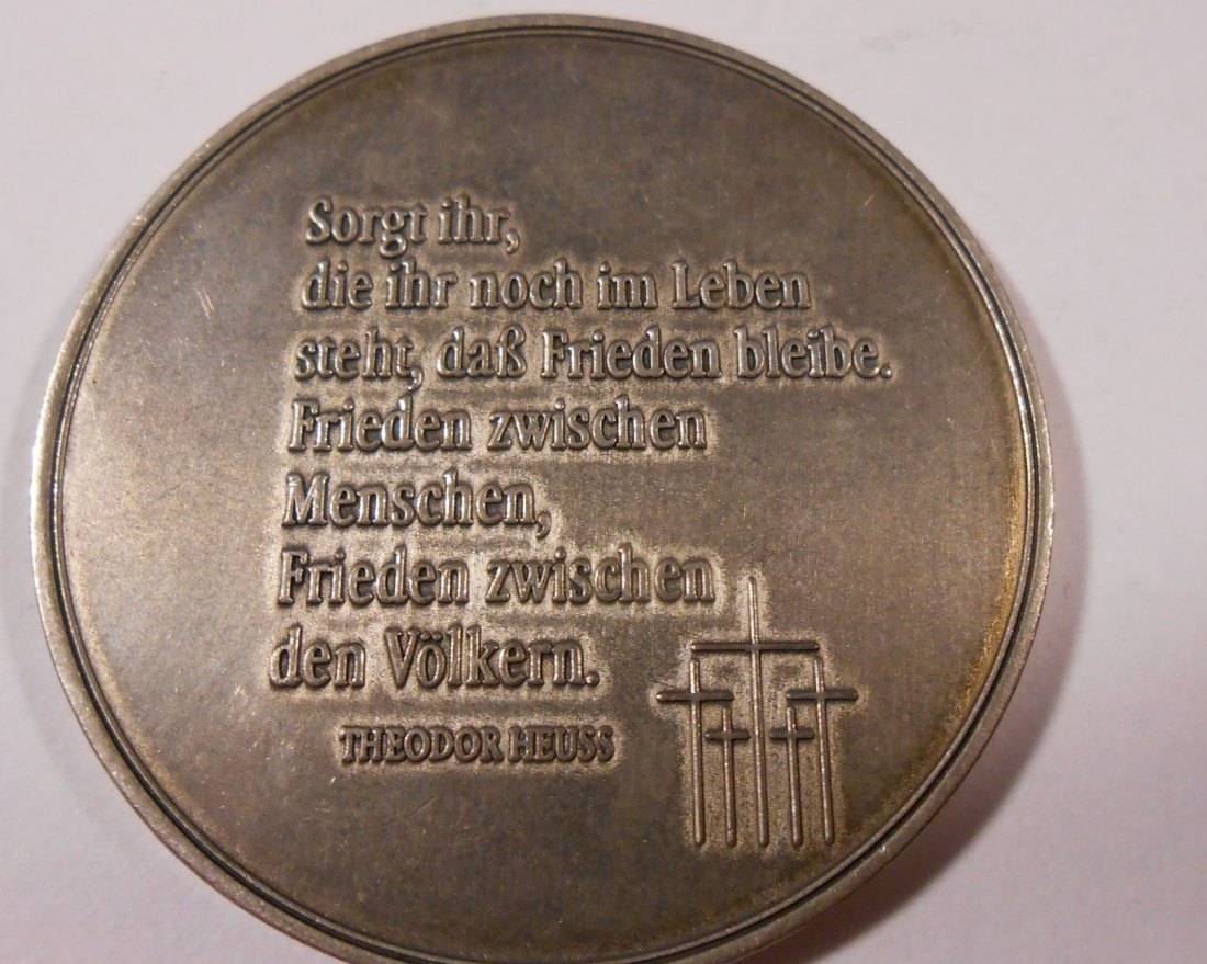  T:4.4 Deutschland Medaille Theodor Heuss   