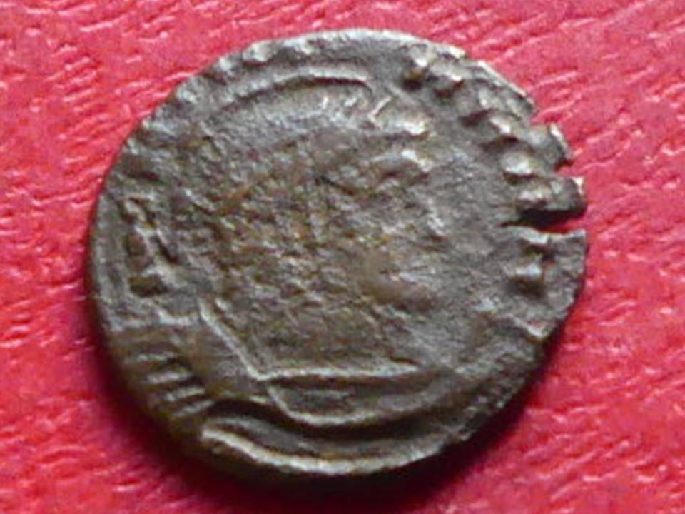  Antike römische Kupfermünze, 2,2 Gramm, 17 mm, … Näheres nicht bekannt   