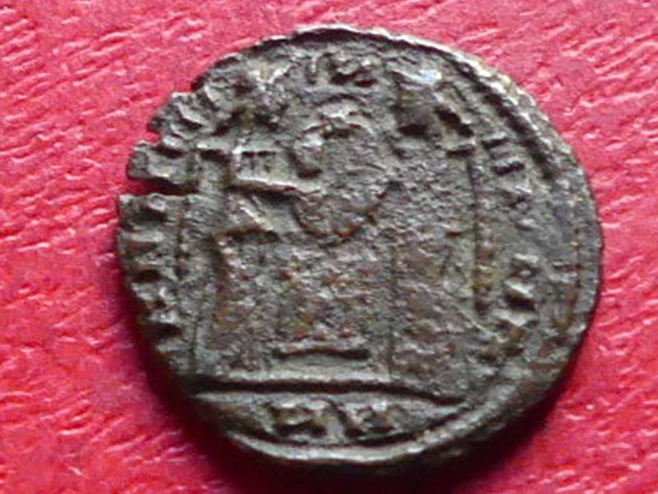  Antike römische Kupfermünze, 2,2 Gramm, 17 mm, … Näheres nicht bekannt   