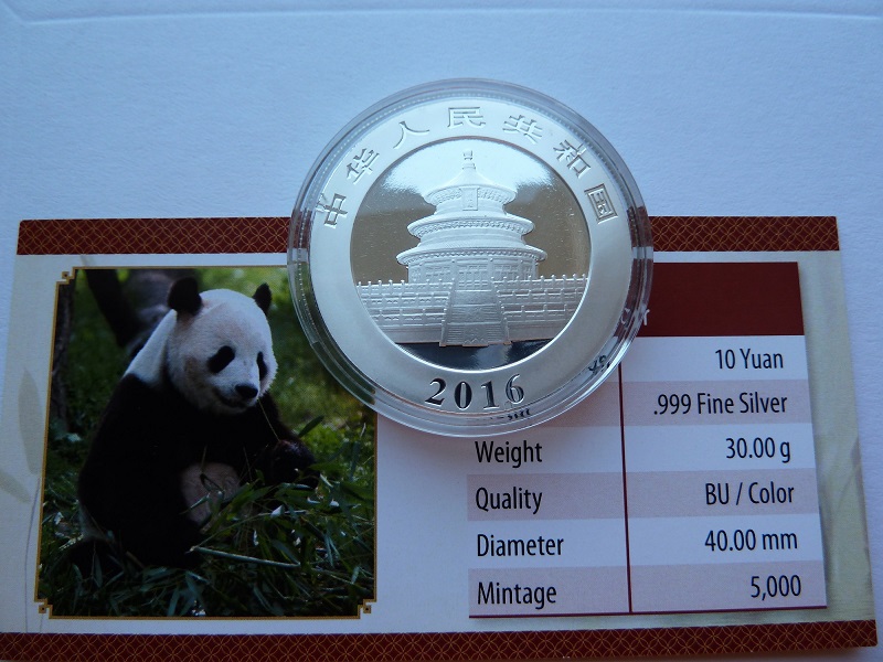  China Panda 10 Yuan 2016 - BU - FARBE .999 Ag in original Kapsel   