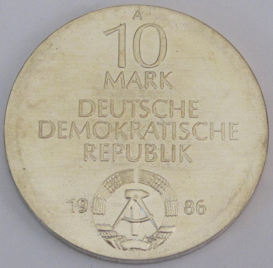  DDR: 10 Mark Charité 1986   