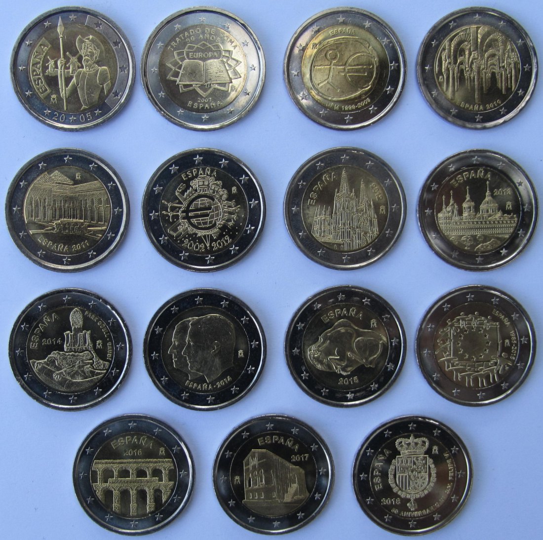  Spanien: Lot aus 15 verschiedenen 2-Euro-Gedenkmünzen   