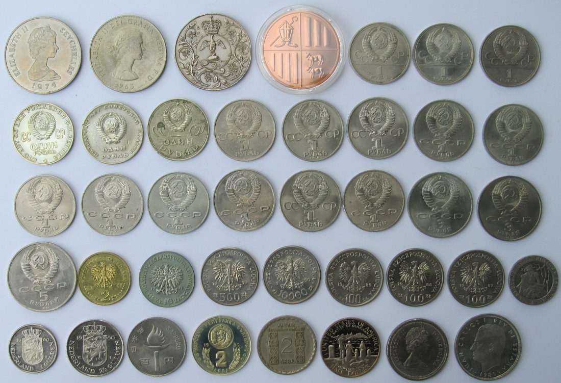  Lot aus 40 verschiedenen Kupfer-Nickel-Gedenkmünzen aus aller Welt   