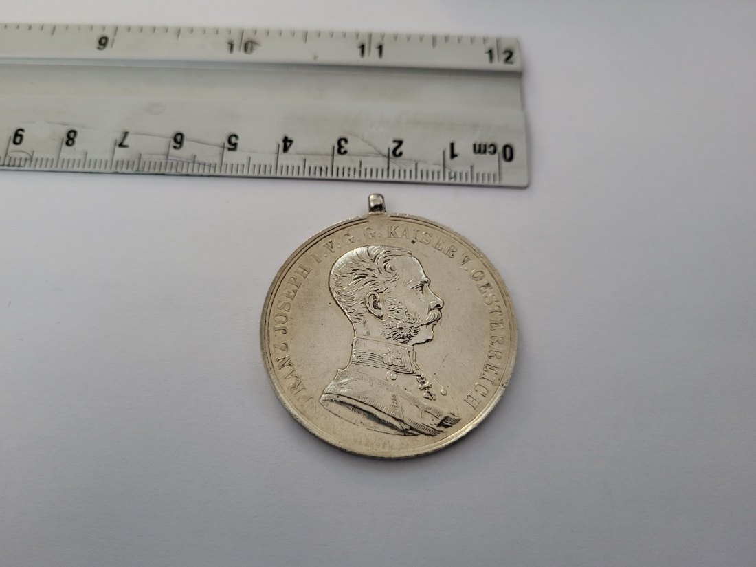  Silbermedaille Kaiser Franz Joseph Der Tapferkeit silber/17,2g Österreich Spittalgold9800 (3469   