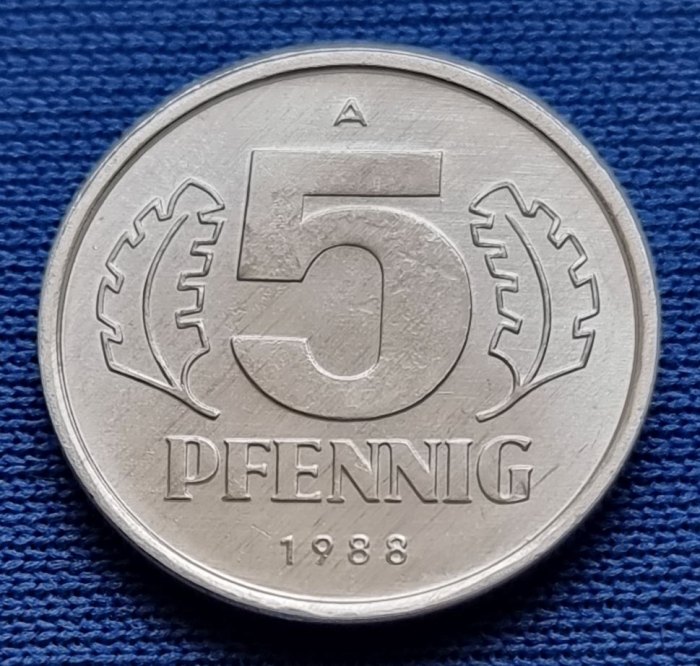  988(4) 5 Pfennig (DDR) 1988/A in UNC .............................................. von Berlin_coins   