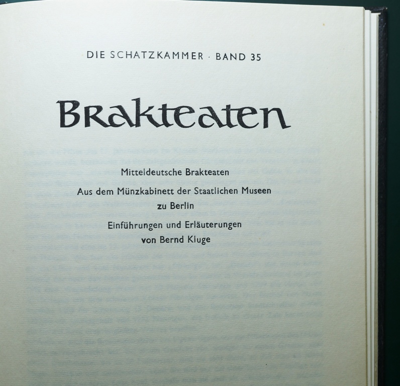  Fachliteratur, Brakteaten, Bernd Kluge   