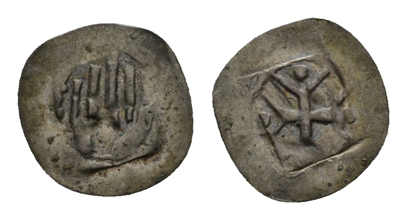  Mittelalter; Kleinmünze 0,43 g   