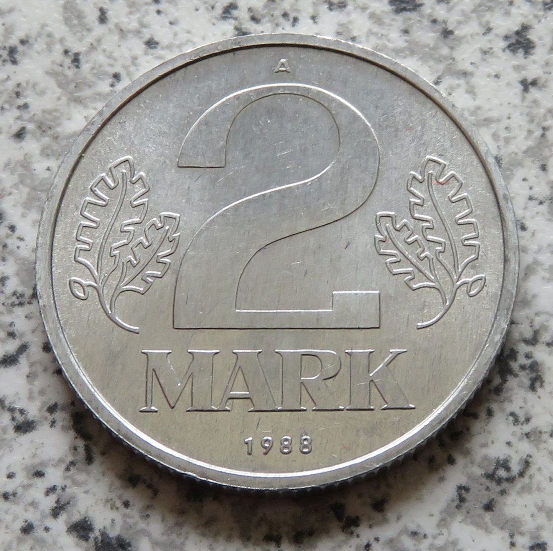  DDR 2 Mark 1988 A, matt   